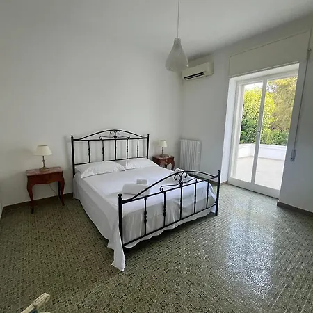 Bouganville Ostuni